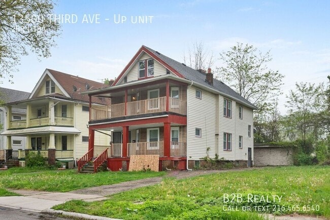 Building Photo - 13500 THIRD AVE-Up unit