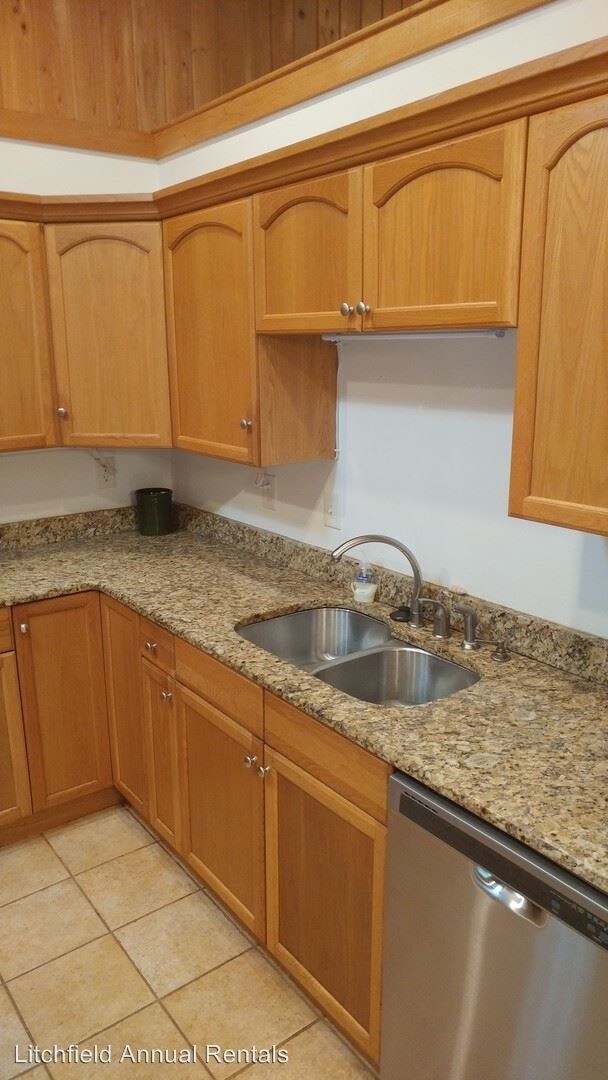 Building Photo - 3 br, 2 bath House - 962 Hagley Drive