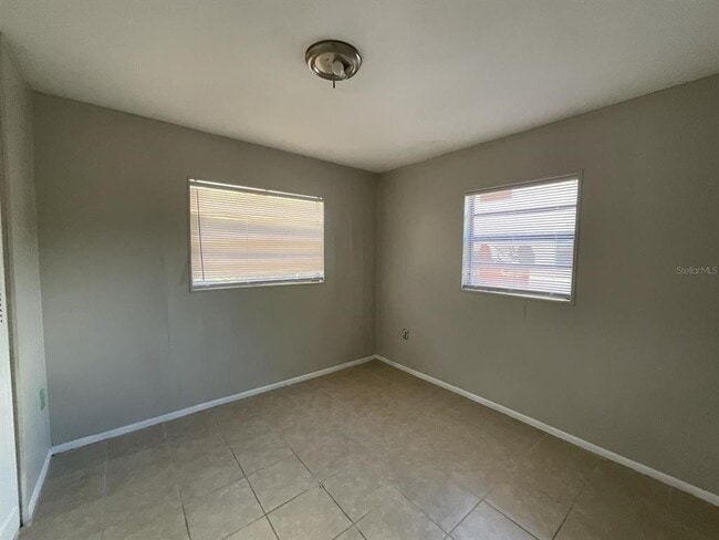 Building Photo - 4526 Balboa Dr