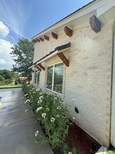 Building Photo - 324 Inwood Dr
