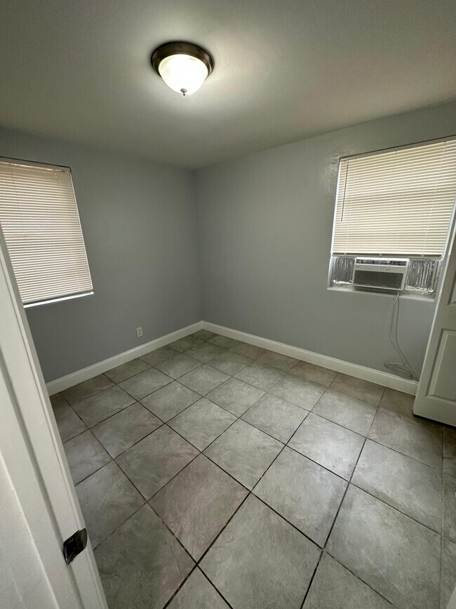 Foto del edificio - 2004 Palafox St