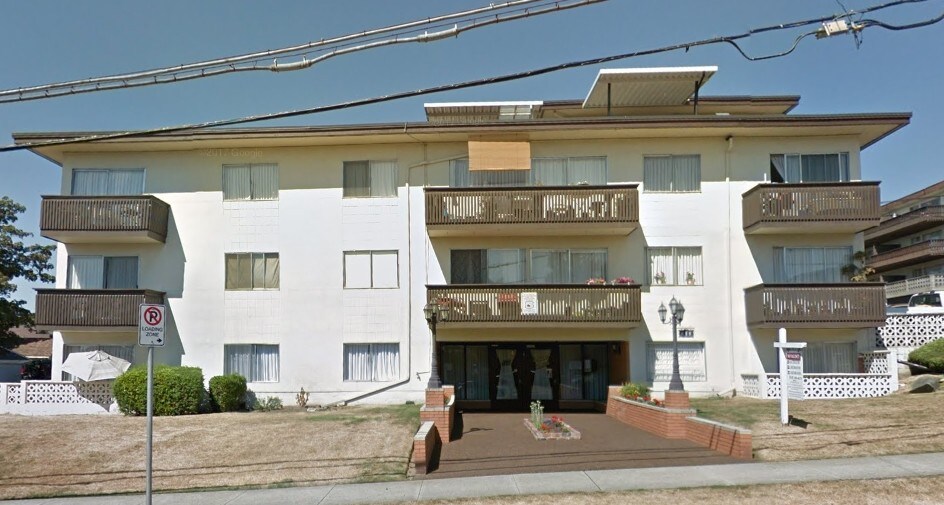 Primary Photo - Towne House