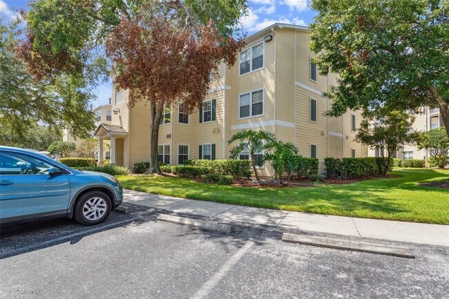 Foto del edificio - 18332 Bridle Club Dr