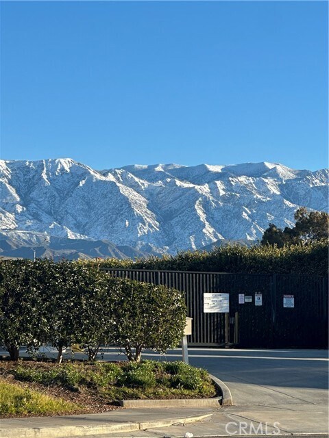 Foto del edificio - 6111 Wingfoot Ave