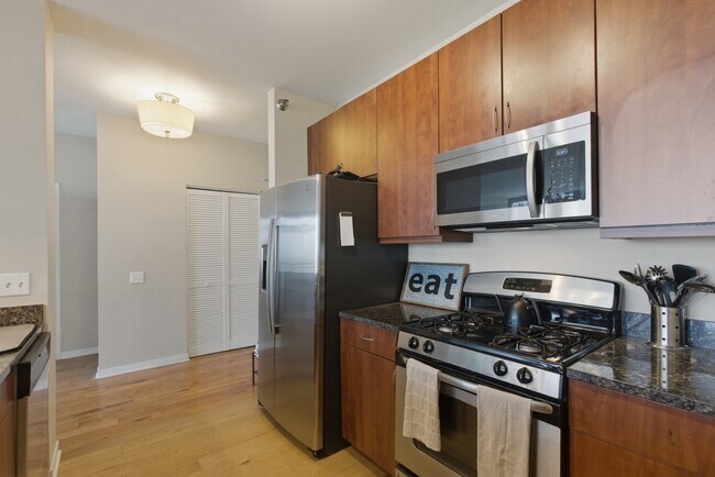 Foto del edificio - 757 N Orleans St