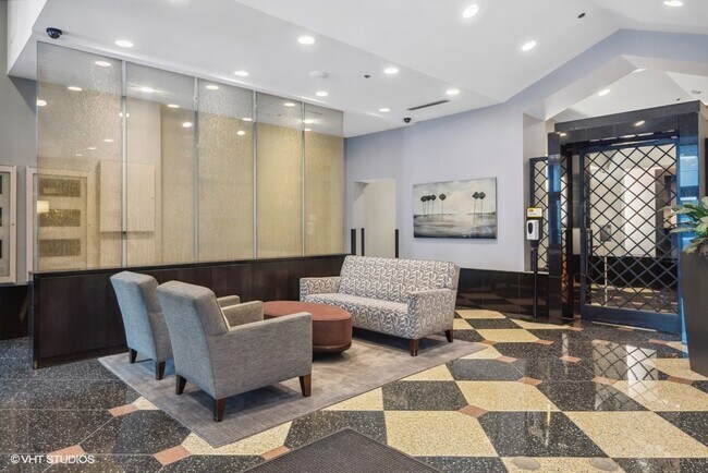 Foto del edificio - 111 W Maple St