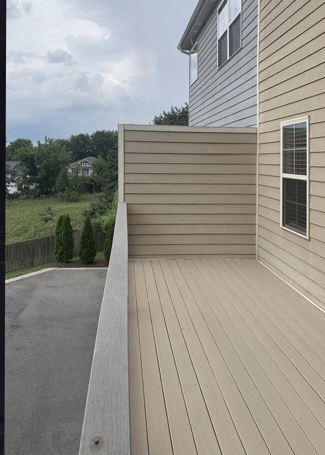 Building Photo - 5565 Prada Dr
