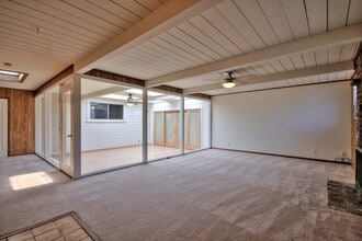 Building Photo - 127 Dalma Dr