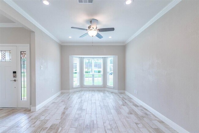 Foto del edificio - 2342 Rushbrook Dr