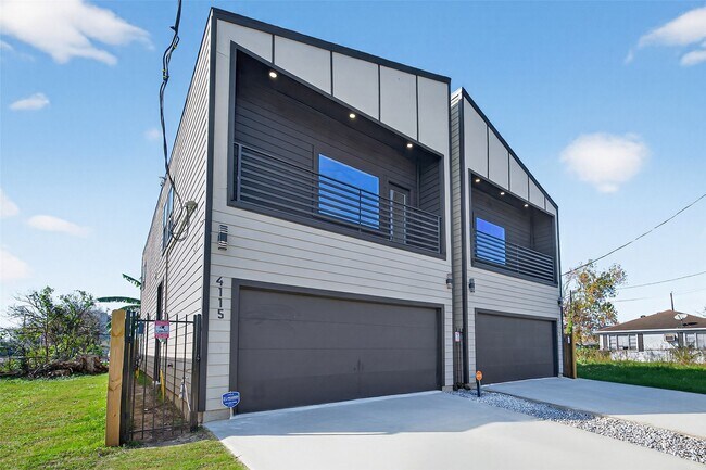 Foto del edificio - 4117 Yale St