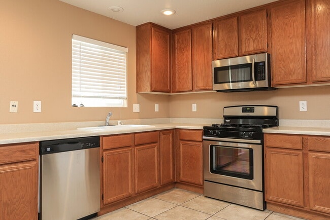 Foto del edificio - 4973 Blue Marlin Ave