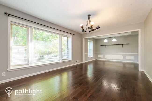 Building Photo - 8716 Woodward Street, Overland Park, KS, 6...