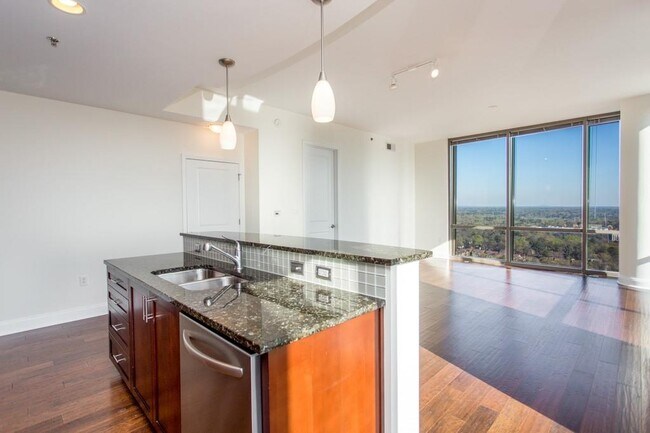 Foto del edificio - 270 17th St NW