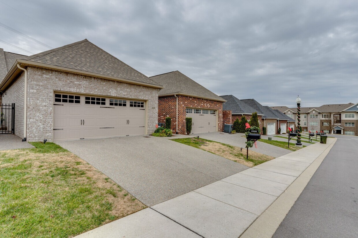 2028 Westburn Ln, Gallatin, TN 37066 Condo for Rent in Gallatin, TN