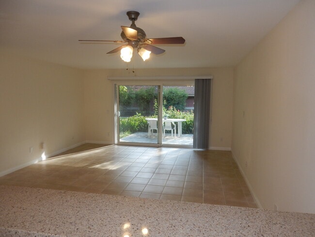 Building Photo - 7120 Carlson Cir