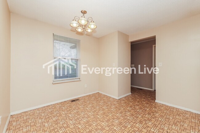 Foto del edificio - 4724 Stonehedge St