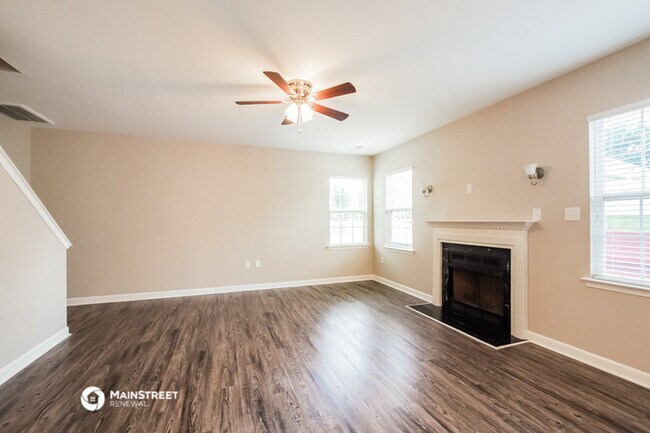 Building Photo - 4220 High Shoals Dr