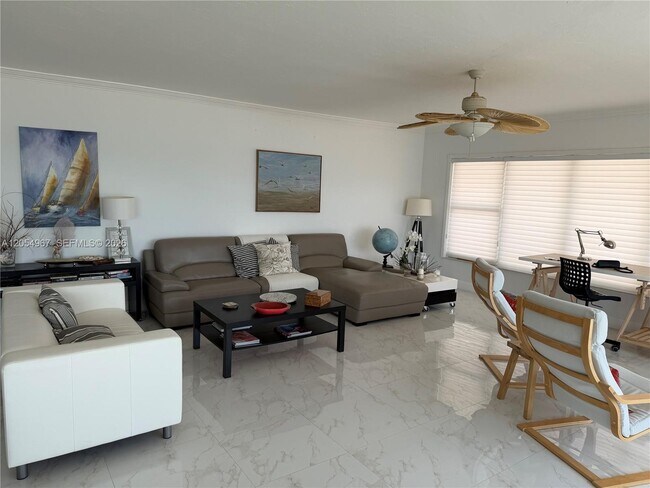 Foto del edificio - 3850 Galt Ocean Dr