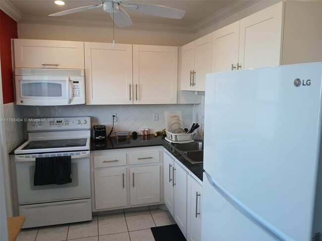 Foto del edificio - 1425 Atlantic Shores Blvd