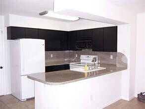 Building Photo - 16800 Sugar Pine Dr