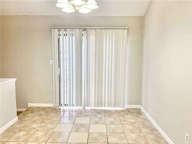 Foto del edificio - 2046 Oak Park Ln