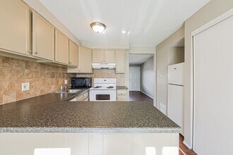 Building Photo - 6464 W 13th Ave