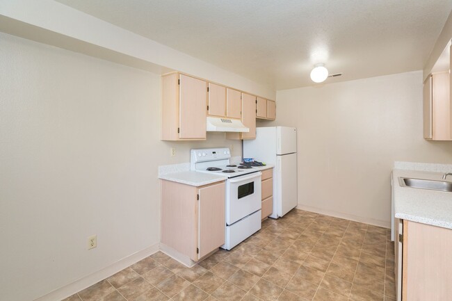 Interior Photo - Summit Creek Apartments