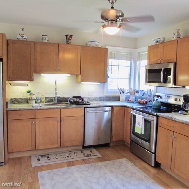 Building Photo - 3 br, 2 bath House - 46 Noble Ave