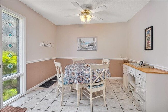 Building Photo - 1500 Demere Rd