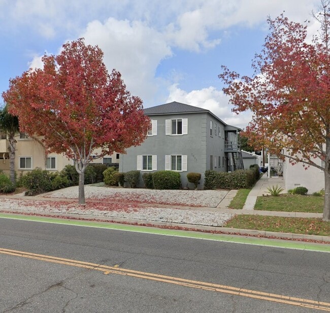 Building Photo - 1031 Ocean Park Blvd