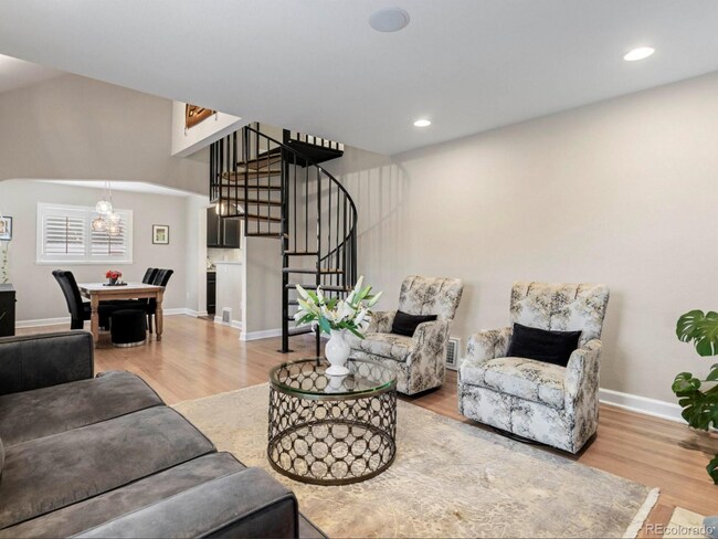 Foto del edificio - 2809 N Raleigh St