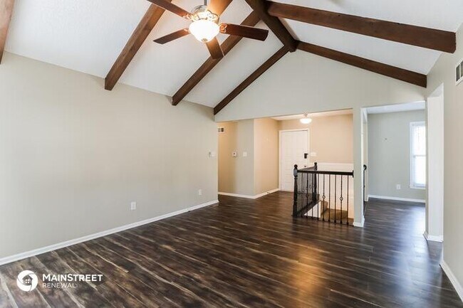 Building Photo - 2405 Bridger Dr, Independence, MO 64057