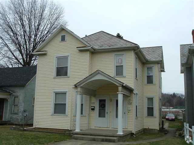 Building Photo - 1152 Columbus N St