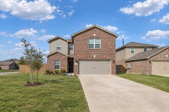 Building Photo - 3001 Iron Woods Dr