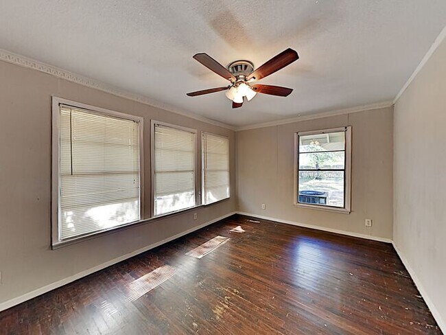 Foto del edificio - No Application Fee* Plus $250 Off First 2 ...