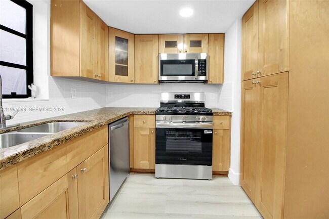 Foto del edificio - 10921 SW 70th Terrace