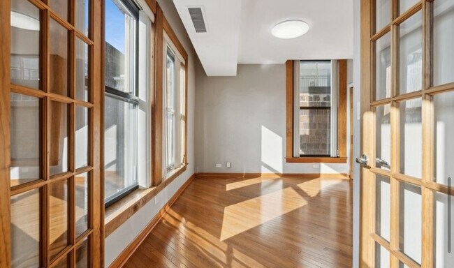 Foto del edificio - 431 S Dearborn St