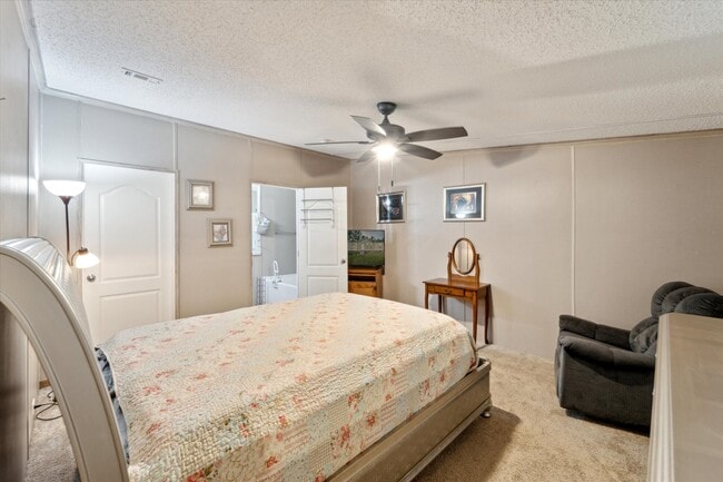 Building Photo - 151 Turning Point Ln