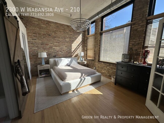 Foto del edificio - Bucktown, Beautiful, South-Facing Loft, 2 ...