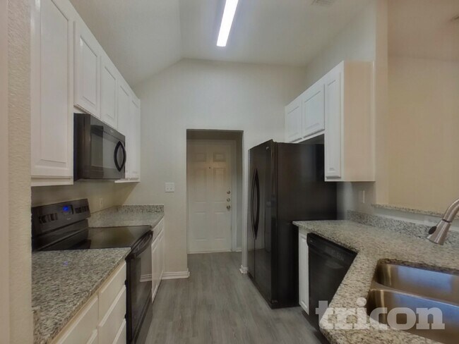 Foto del edificio - 5413 Frank Ln