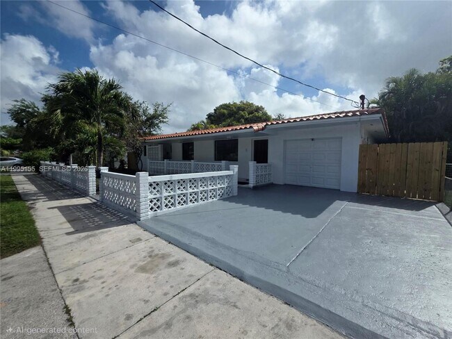 Foto del edificio - 443 NW 23rd Pl