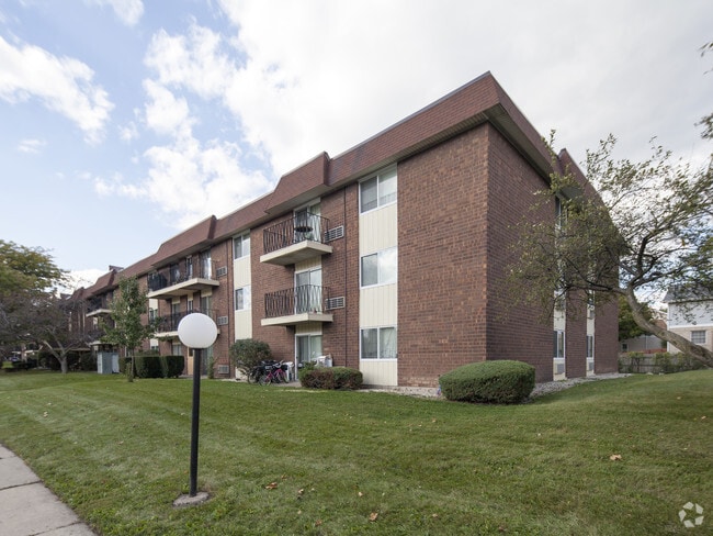 Apartments For Rent In Arlington Heights Il With Utilities Included Apartments Com Apartments For Rent In Arlington Heights Il With Utilities Included Apartments Com