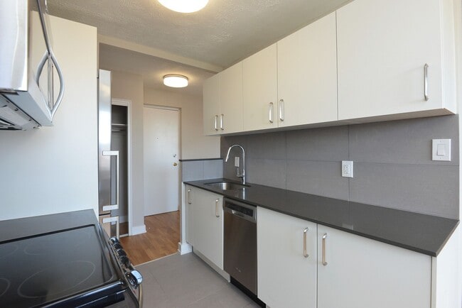 Photo du bâtiment - 25 Eccleston Dr