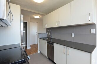 Building Photo - 25 Eccleston Dr