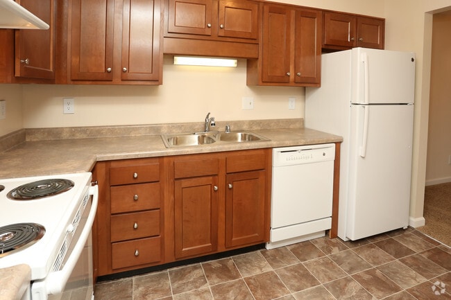 The Brighton Upgraded - Kitchen - Devonshire Apartments