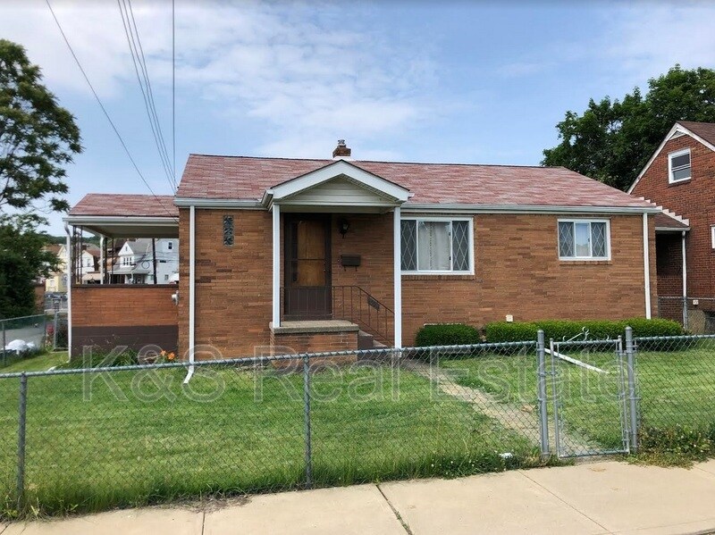 Primary Photo - 1024 2nd St