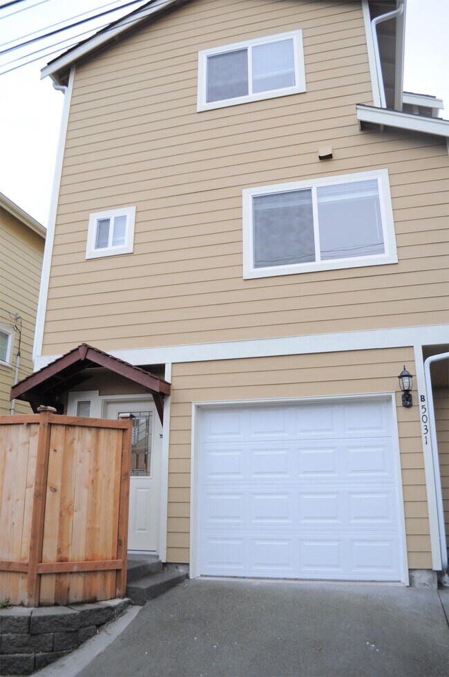 Foto del edificio - 5031 12th Ave NE