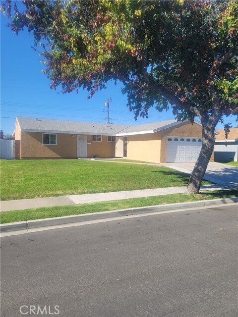 Primary Photo - 5211 Olga Ave