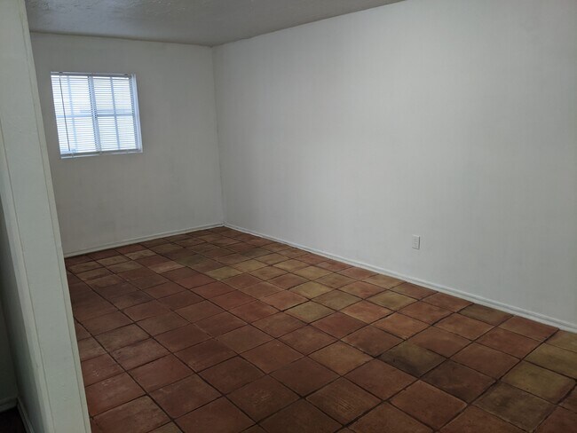 Building Photo - 1245 24th St