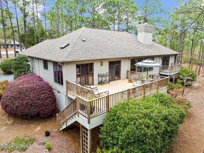 Building Photo - 12 Kippen Ct